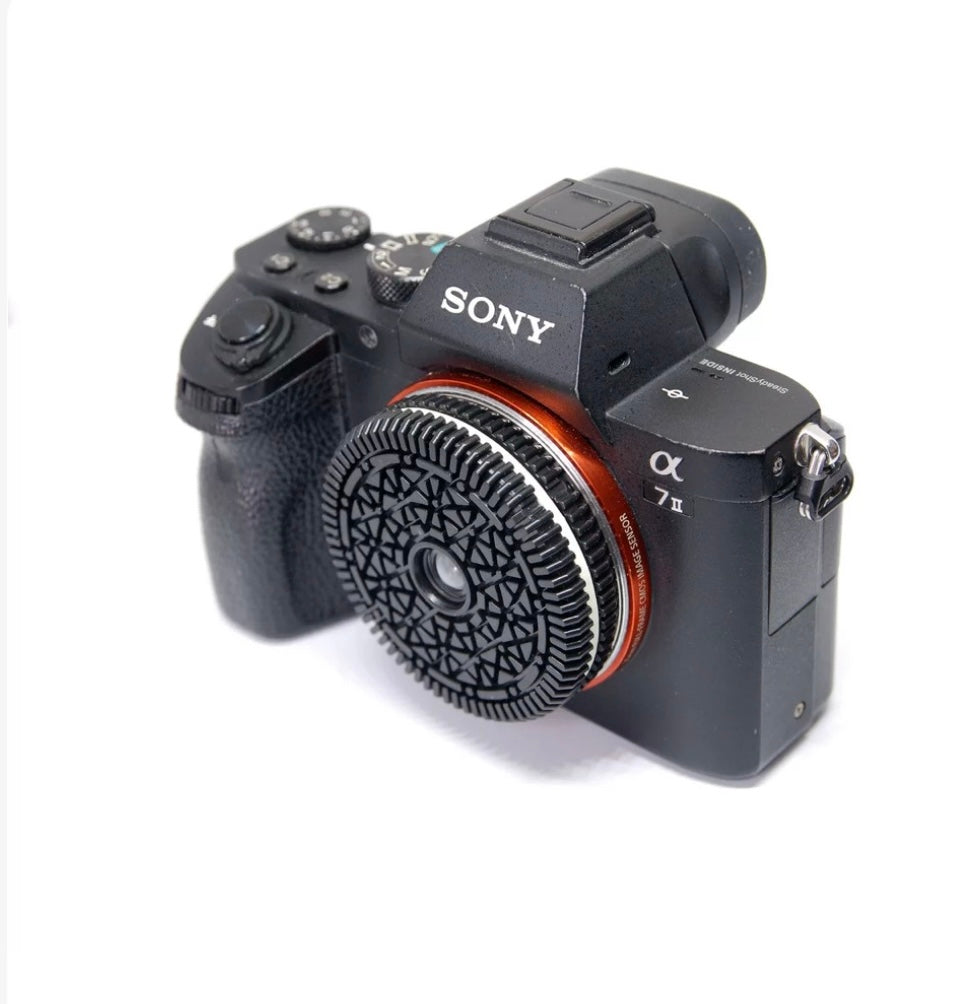 32/25mm Oreo Pancake Lens | Zone Focus | Sony / Fuji / Nikon / Canon / M43